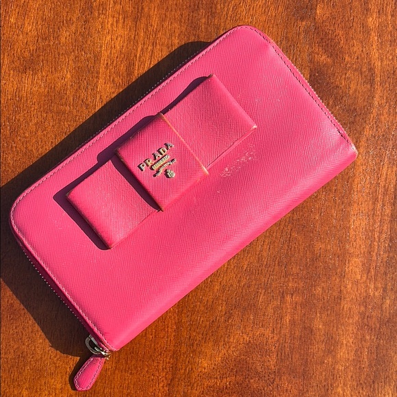 Prada bow long wallet - Picture 1 of 16